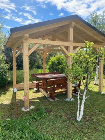 Kalista Villa Jurdani Exteriör bild